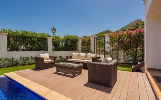 Villa de 5 dormitorios en  Benahavis