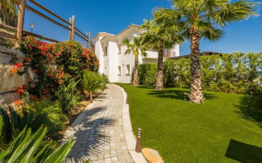 Villa de 5 dormitorios en  Benahavis