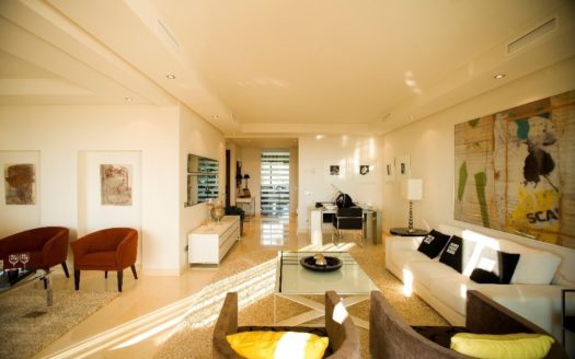 Apartamento de 2 dormitorios en  Benahavis