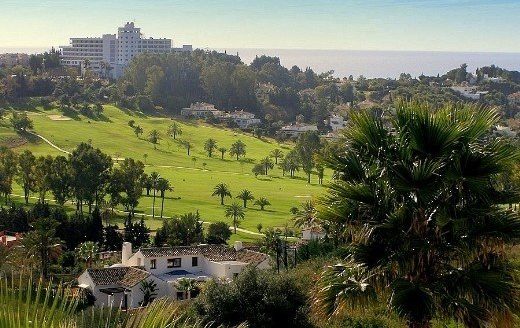 Apartamento de 2 dormitorios en  Benahavis