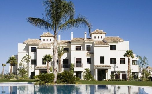 Apartamento de 2 dormitorios en  Benahavis