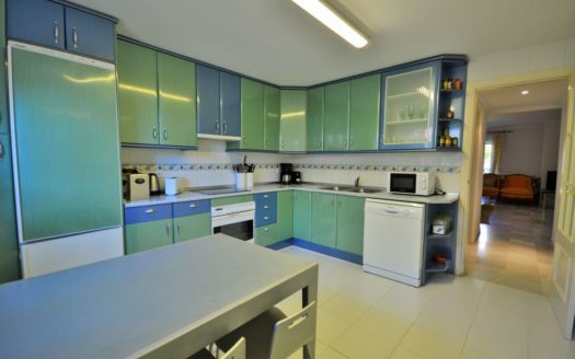 4 bedrooms Apartment in Milla de Oro