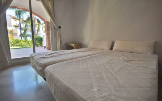 4 bedrooms Apartment in Milla de Oro