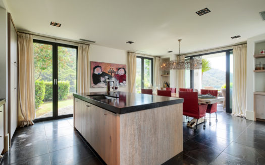 4 bedrooms Villa in Benahavis