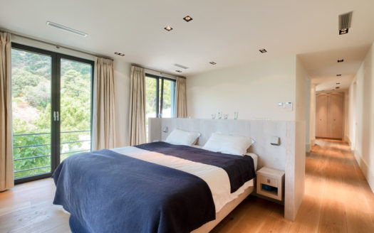 4 bedrooms Villa in Benahavis