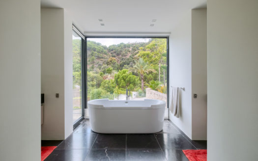 4 bedrooms Villa in Benahavis