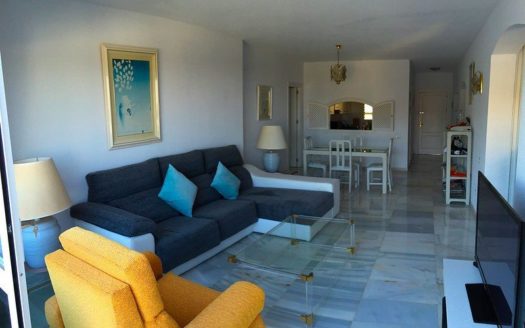 Apartamento de 3 dormitorios en  Benahavis