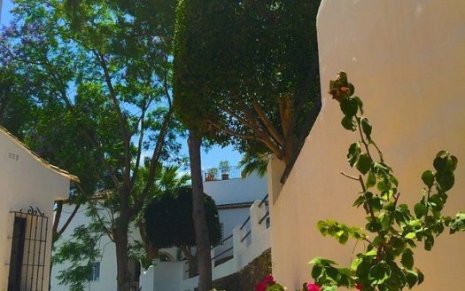 Apartamento de 3 dormitorios en  Benahavis