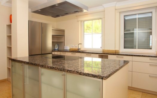 Villa de 6 dormitorios en La Mairena