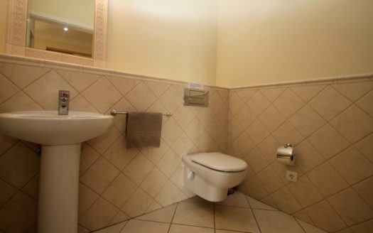 Villa de 6 dormitorios en La Mairena