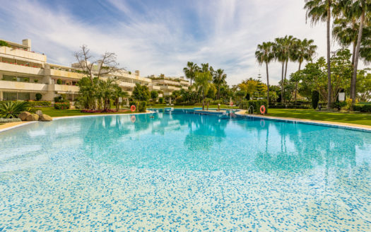 2 bedrooms Apartment in Nueva Andalucia