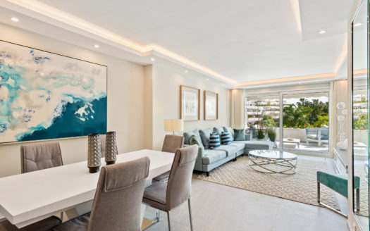 2 bedrooms Apartment in Nueva Andalucia