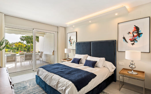 2 bedrooms Apartment in Nueva Andalucia