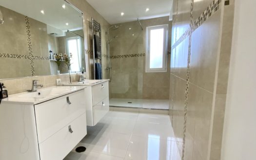 Villa de 6 dormitorios en Don Pedro