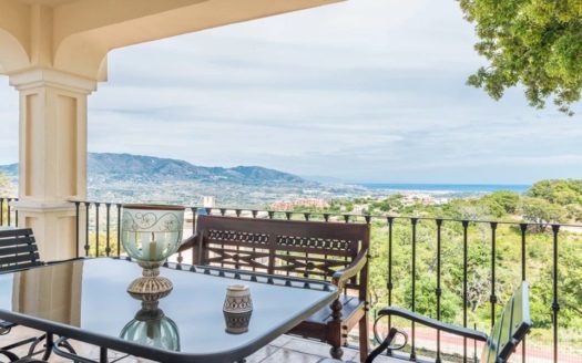 Villa de 6 dormitorios en La Mairena