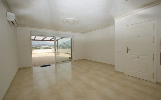 Apartamento de 2 dormitorios en Nueva Andalucia