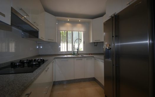 Apartamento de 2 dormitorios en Nueva Andalucia