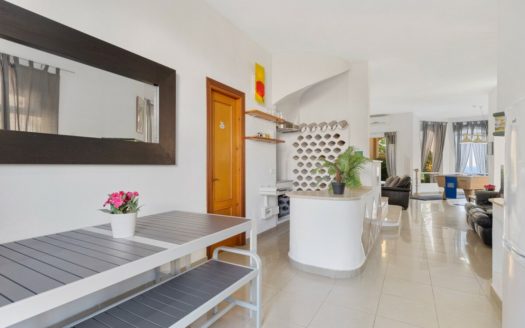 8 bedrooms Villa in El Rosario