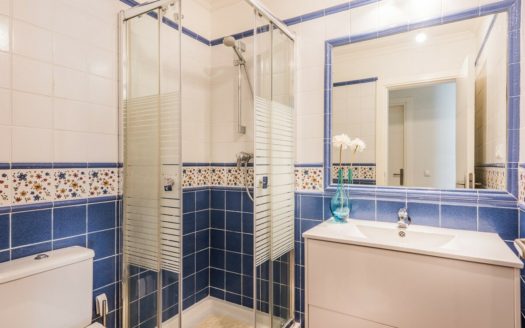 Villa de 7 dormitorios en  Benahavis