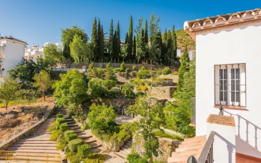 Villa de 7 dormitorios en  Benahavis