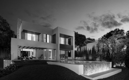 Villa de 4 dormitorios en Milla de Oro