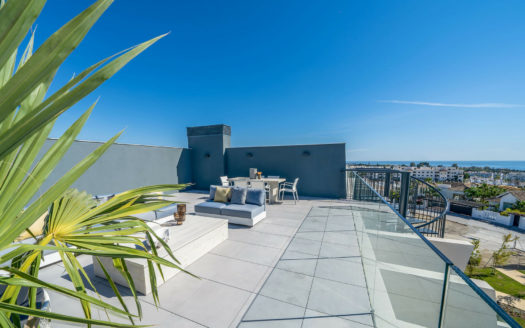 Ático de 2 dormitorios en La Resina Golf