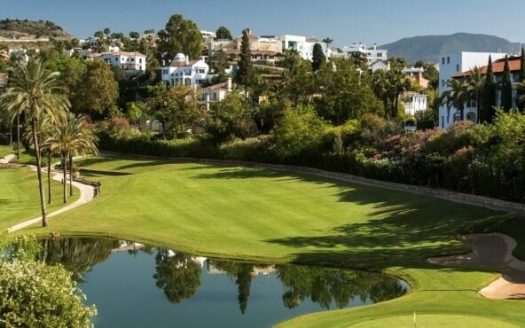 Apartamento de 3 dormitorios en La Quinta Golf