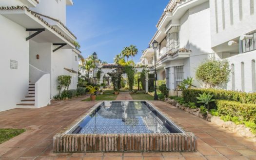 Apartamento de 2 dormitorios en Nueva Andalucia