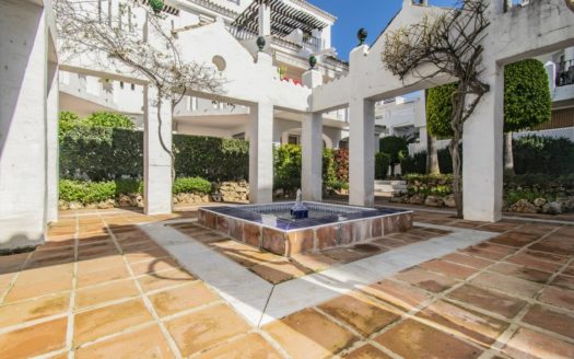 Apartamento de 2 dormitorios en Nueva Andalucia