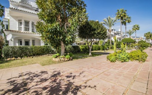 Apartamento de 2 dormitorios en Nueva Andalucia