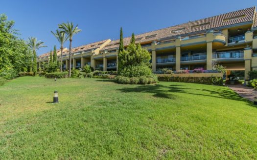 3 bedrooms Apartment in Bahia de Marbella