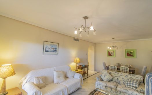 3 bedrooms Apartment in Bahia de Marbella