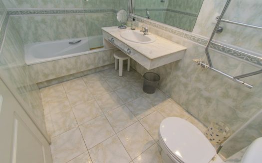 3 bedrooms Apartment in Bahia de Marbella