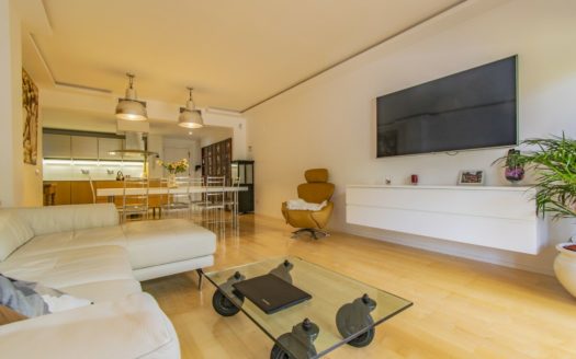 3 bedrooms Apartment in Benahavis