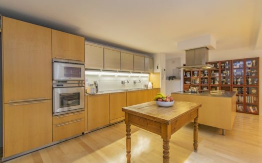 3 bedrooms Apartment in Benahavis