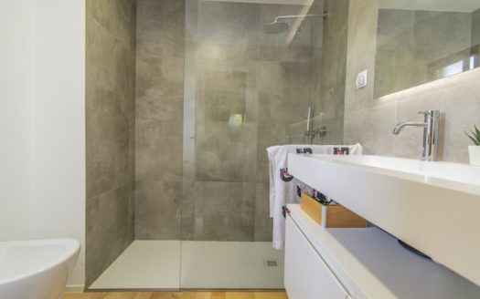 3 bedrooms Apartment in Benahavis