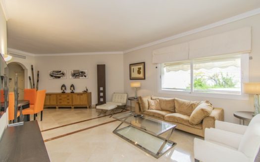 Apartamento de 3 dormitorios en Milla de Oro