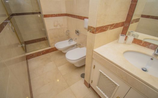 Apartamento de 3 dormitorios en Milla de Oro