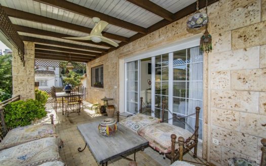 Villa de 4 dormitorios en Nueva Andalucia