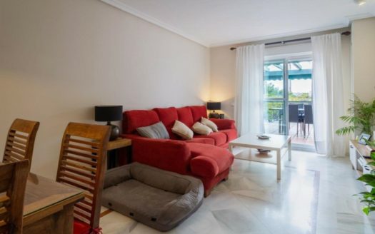 Apartamento de 2 dormitorios en Nueva Andalucia