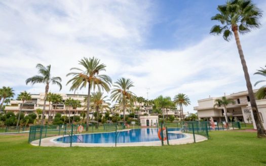 Apartamento de 2 dormitorios en Nueva Andalucia