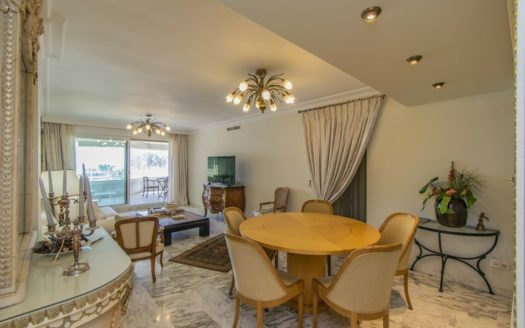 Apartamento de 3 dormitorios en Milla de Oro