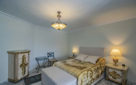 Apartamento de 3 dormitorios en Milla de Oro