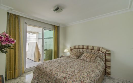 Apartamento de 3 dormitorios en Milla de Oro