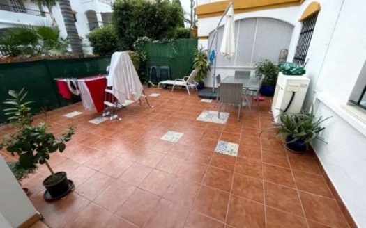 Apartamento de 2 dormitorios en Nueva Andalucia