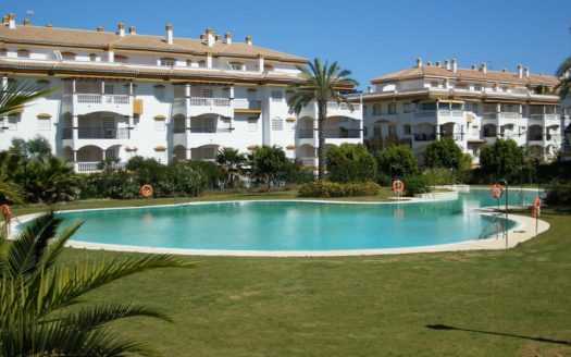 Apartamento de 2 dormitorios en Nueva Andalucia
