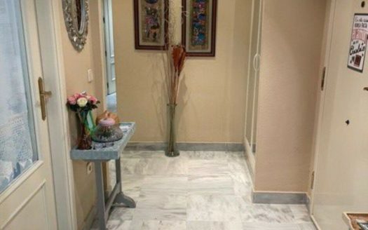 Apartamento de 2 dormitorios en Nueva Andalucia