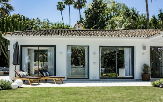 Villa de 4 dormitorios en Nueva Andalucia