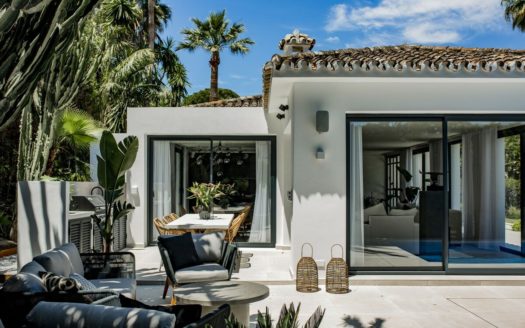 Villa de 4 dormitorios en Nueva Andalucia