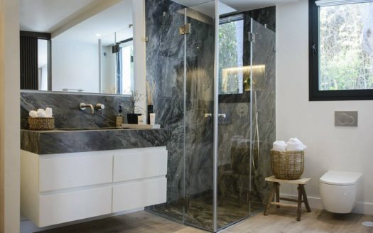 Villa de 4 dormitorios en Nueva Andalucia